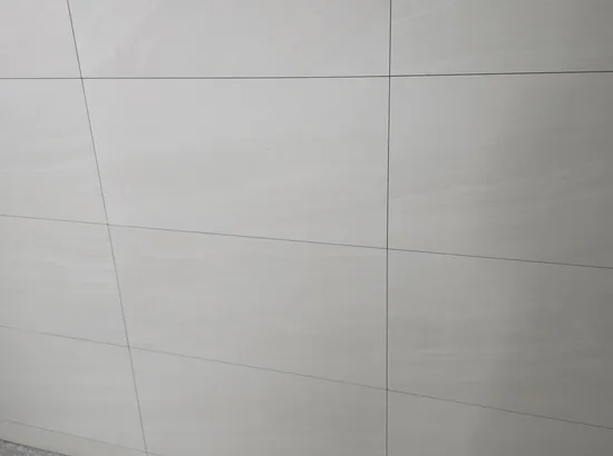 평택 현관 문턱 타일 파손보수 시공 완료